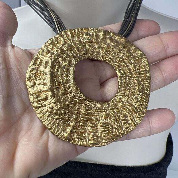 Chico's Neck 3" Gold-tone Pendant Rustic Brutalist Roman Goddess 12 Strand Cord - Picture 3 of 8